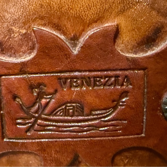 Venezia Italian leather-wrapped liquor decanter or bottle - Vintage - Picture 4 of 5